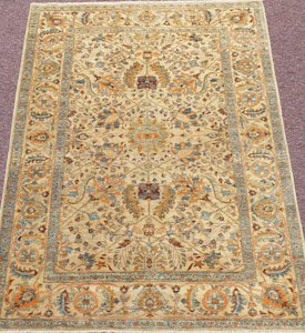 10KY236 Afghanistan Ferahan 04'01"X06'02"