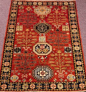 12KY293 Afghanistan Kazak 04'00"X05'09"