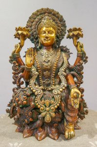 5917 India Lakshmi 01'04"