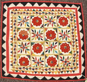 1076 India Chakla 02'03"X02'04"
