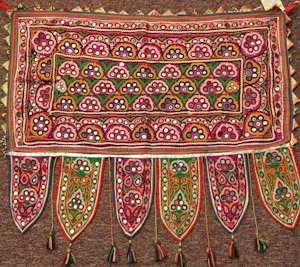 1199A India Toran 01'06"X03'02"