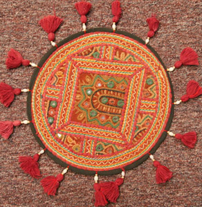 1667 India Wall Hanging 00'10"X00'10"