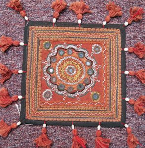 1675 India Wall Hanging 00'08"X00'08"