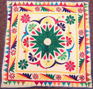 1715 India Chakla 02'04"X02'04"