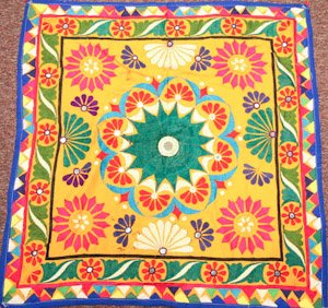 1720 India Chakla 02'09"X02'09"