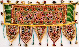 1789 India Toran 01'05"X02'06"