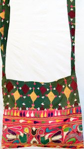 2059 India Handbag 01'03"X01'02"