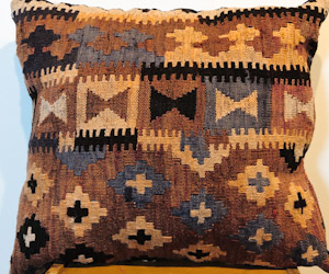 2065 Afghanistan Pillow 01'06"X01'08"