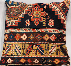 2187 Caucasus Pillow 01'06"X01'06"