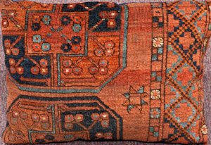 2204 Afghanistan Pillow 01'04"X01'11"