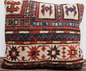 2216 Caucasus Pillow 01'02"X01'05"