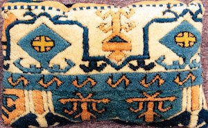 2315 Turkey Pillow 01'03"X01'11"