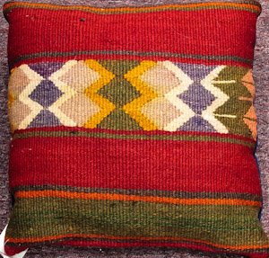 2316 Afghanistan Pillow 01'04"X01'05"