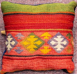 2318 Afghanistan Pillow 01'04"X01'05"