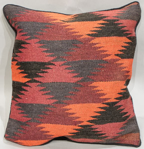 2381 Afghanistan Pillow 01'04"X01'04"