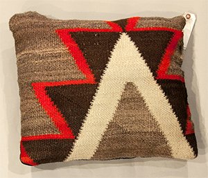 2439 N. America Pillow 00'16"X00'19"