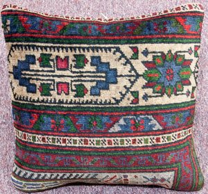 KZKAR54 Turkey Pillow 01'04"X01'04"