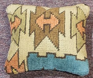 KZKAR59 Turkey Pillow 01'00"X01'00"